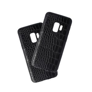 Husa Crocs Leather compatibila cu Samsung Galaxy S9, Comando Fonix, Textura piele crocodil, Montare snap-on, Slim, Piele ecologica si TPU, Negru2