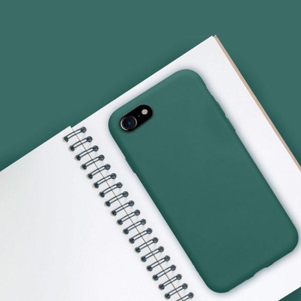 Husa Safe Flex compatibila cu iPhone 7, Comando Fonix, Design Slim flexibil, Interior captusit cu microfibra, Anti shock, Silicon moale, Textura cu finisaj mat/fin, Antiaderent, Verde inchis