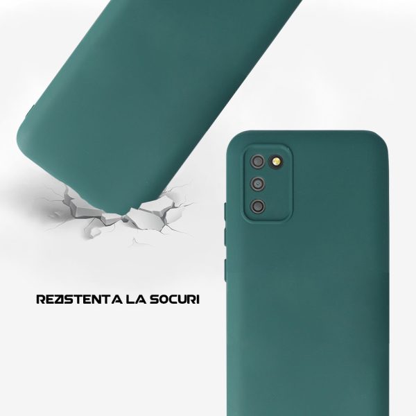 Husa Safe Flex compatibila cu Samsung Galaxy A02S/ M02S, Comando Fonix, Design Slim flexibil, Interior captusit cu microfibra, Anti shock, Silicon moale, Textura cu finisaj mat/fin, Antiaderent, Verde inchis3