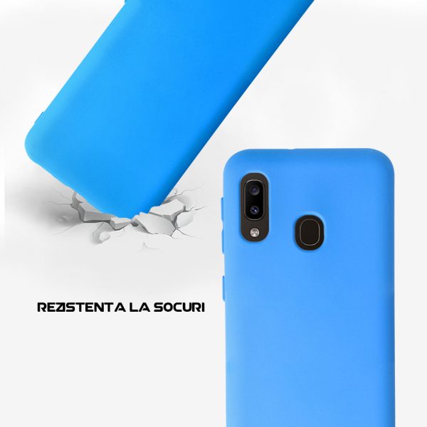 Husa Safe Flex compatibila cu Samsung Galaxy A20e, Comando Fonix, Design Slim flexibil, Interior captusit cu microfibra, Anti shock, Silicon moale, Textura cu finisaj mat/fin, Antiaderent, Albastru roial3