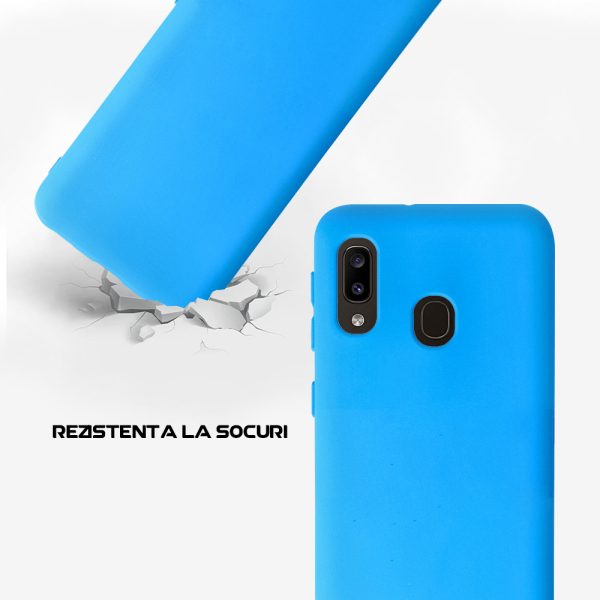 Husa Safe Flex compatibila cu Samsung Galaxy A20e, Comando Fonix, Design Slim flexibil, Interior captusit cu microfibra, Anti shock, Silicon moale, Textura cu finisaj mat/fin, Antiaderent, Albastru safir3