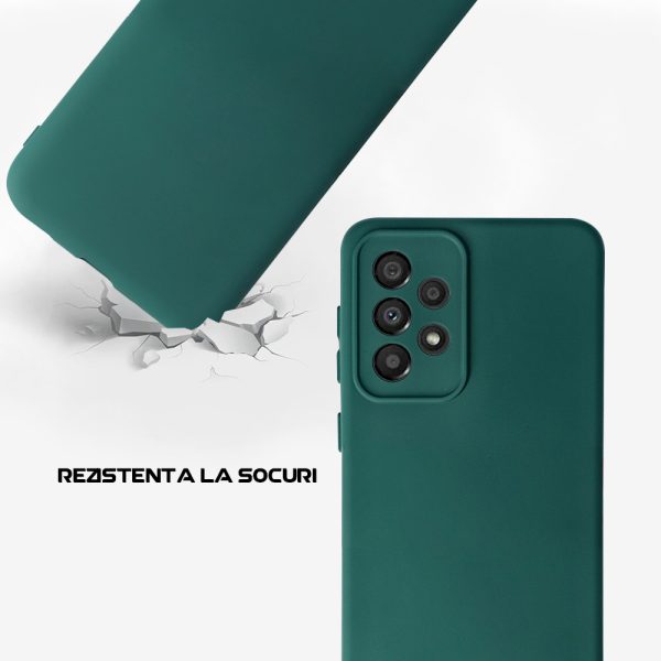 Husa Safe Flex compatibila cu Samsung Galaxy A53 5G, Comando Fonix, Design Slim flexibil, Interior captusit cu microfibra, Anti soc, Silicon moale, Textura cu finisaj mat, Antiaderent, Verde inchis3