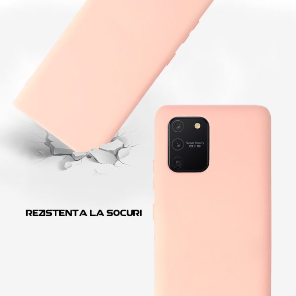 Husa Safe Flex compatibila cu Samsung Galaxy S10 Lite, Comando Fonix, Design Slim flexibil, Interior captusit cu microfibra, Anti soc, Silicon moale, Textura cu finisaj mat, Antiaderent, Roz3