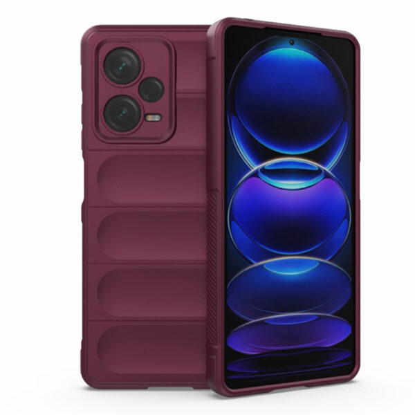 Husa Matte Waves pentru Xiaomi Redmi Note 12 Pro 5G, Camera Protect, Striatii laterale, Colturi intarite, Margini inaltate, Antialunecare, Antisoc, Silicon prietenos cu pielea, Visiniu