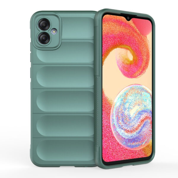 Husa Matte Waves pentru Samsung Galaxy A04e | Galaxy M04, Camera Protect, Striatii laterale, Colturi intarite, Margini inaltate, Antialunecare, Antisoc, Silicon prietenos cu pielea, Verde