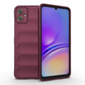 Husa Matte Waves pentru Samsung Galaxy A05, Camera Protect, Striatii laterale, Colturi intarite, Margini inaltate, Antialunecare, Antisoc, Silicon prietenos cu pielea, Visiniu